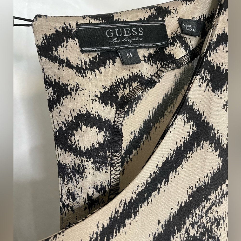 Guess Romper - Picture 5 of 6